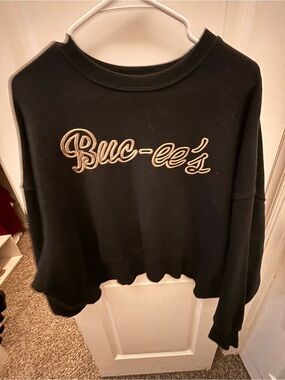 Buc-ee's Black Embroidered Logo Crew Sweatshirt